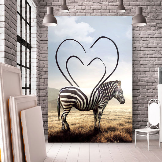 Aluminiumbild gebürstet Zebra mit Herzstreifen Hochformat