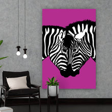 Lade das Bild in den Galerie-Viewer, Aluminiumbild gebürstet Zebrapaar Pink Hochformat
