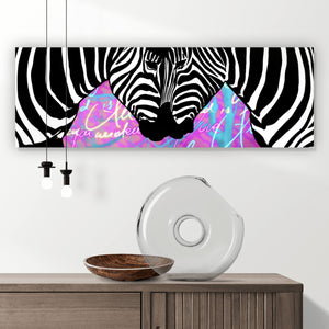 Aluminiumbild gebürstet Zebras All you need is love Panorama